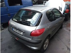 peugeot 206 berlina del año 2002 2
