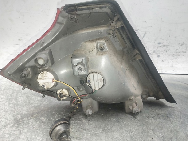 Recambio de piloto trasero derecho para kia cee´d drive referencia OEM IAM   