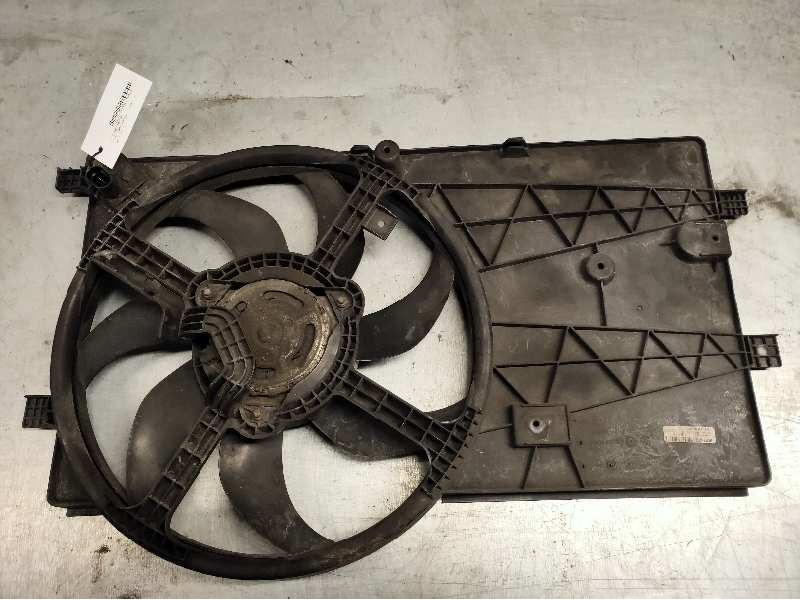 Recambio de electroventilador para peugeot bipper básico referencia OEM IAM 51780704 51805807 