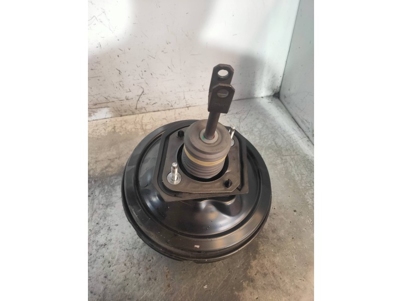 Recambio de servofreno para bmw serie 5 lim. (f10) 520d referencia OEM IAM 29679672604 6796726 LAC115 B26B