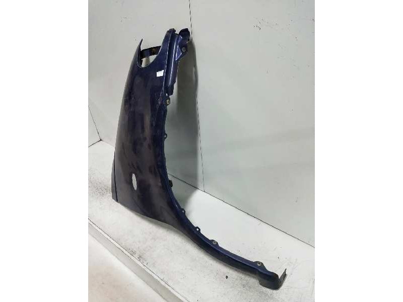 Recambio de aleta delantera derecha para nissan vanette cargo 2.3 diesel referencia OEM IAM    Recambio de aleta delantera derecha para nissan vanette cargo 2.3 diesel referencia OEM IAM