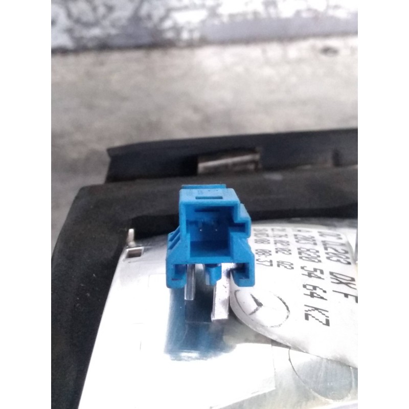 Recambio de piloto trasero derecho interior para mercedes clase clc (cl203) clc 2.2 cdi cat referencia OEM IAM A2038205464KZ  