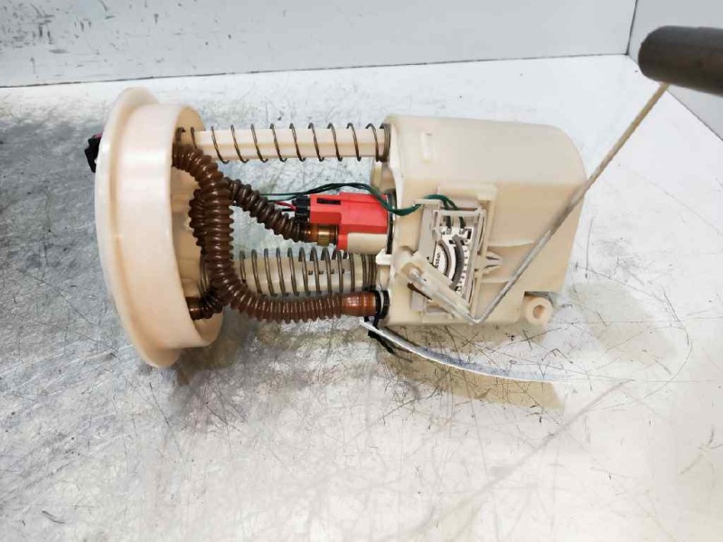 Recambio de bomba combustible para ford fiesta (cbk) 1.6 16v cat referencia OEM IAM KWN831 AFORADOR 