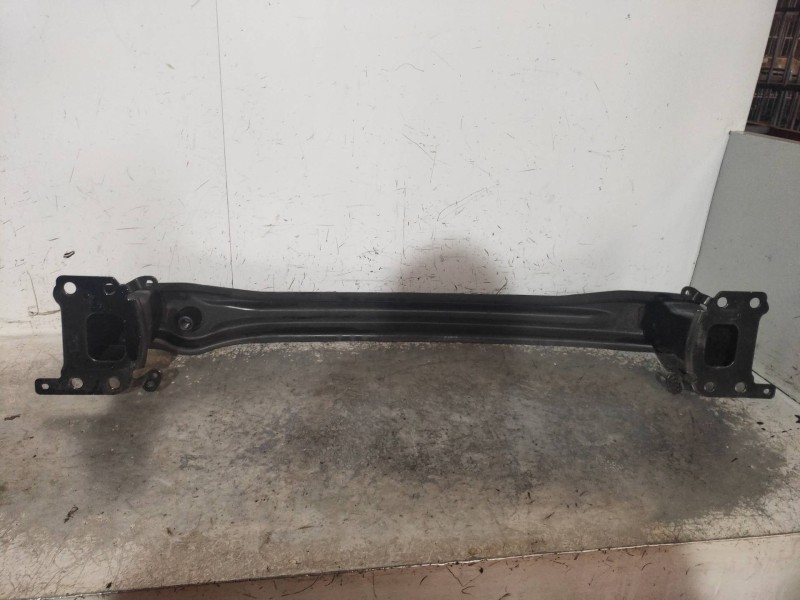 Recambio de refuerzo paragolpes delantero para seat leon (1p1) comfort limited referencia OEM IAM   