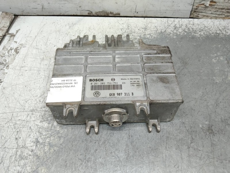 Recambio de centralita motor uce para volkswagen polo classic (6v2) básico referencia OEM IAM 0261203752 0261203753 6K0907311B