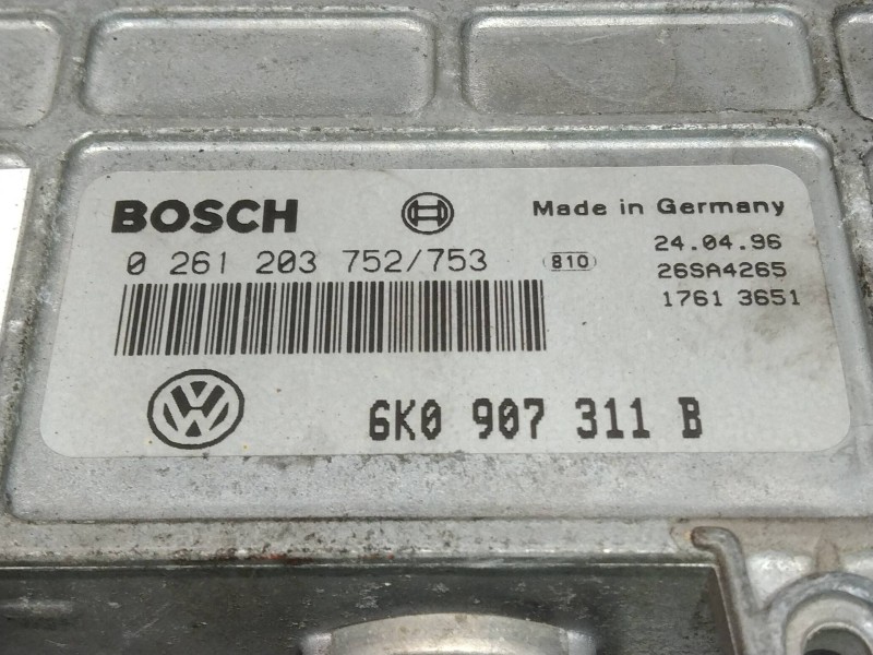 Recambio de centralita motor uce para volkswagen polo classic (6v2) básico referencia OEM IAM 0261203752 0261203753 6K0907311B