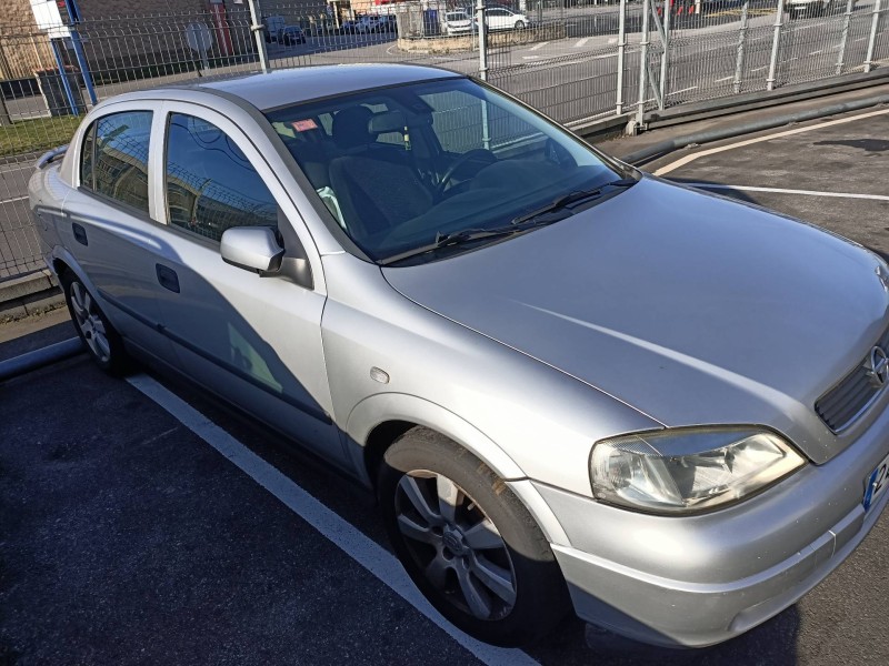 opel astra g berlina del año 2003