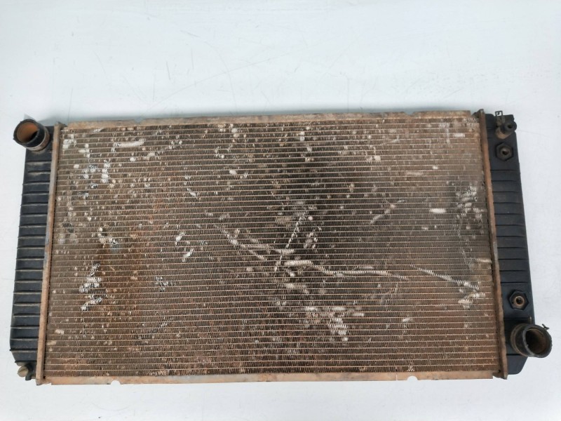 Recambio de radiador agua para gmc yukon 6.6 referencia OEM IAM   