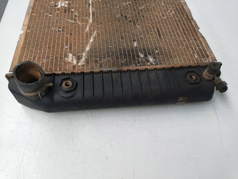 Recambio de radiador agua para gmc yukon 6.6 referencia OEM IAM   