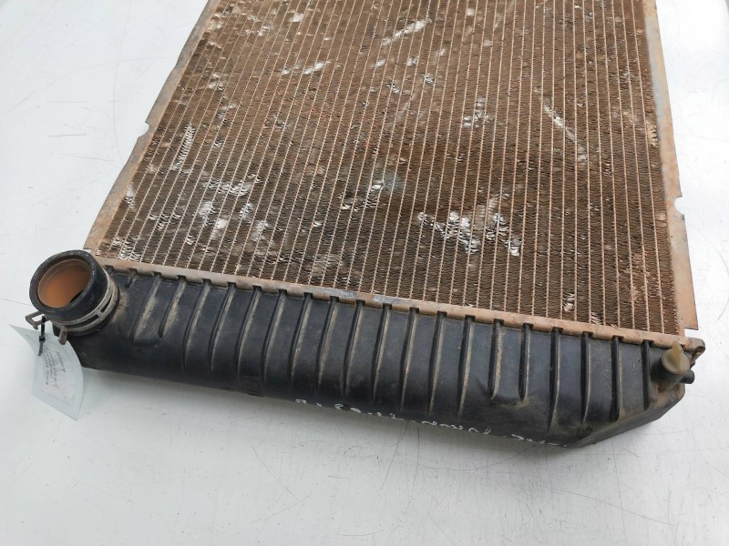 Recambio de radiador agua para gmc yukon 6.6 referencia OEM IAM   