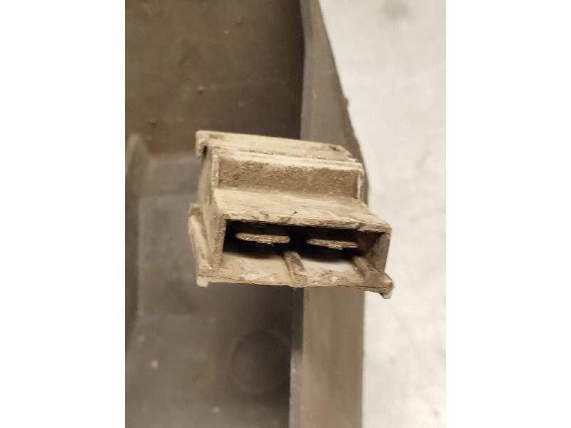 Recambio de electroventilador para peugeot 309 sr referencia OEM IAM 9602372080  