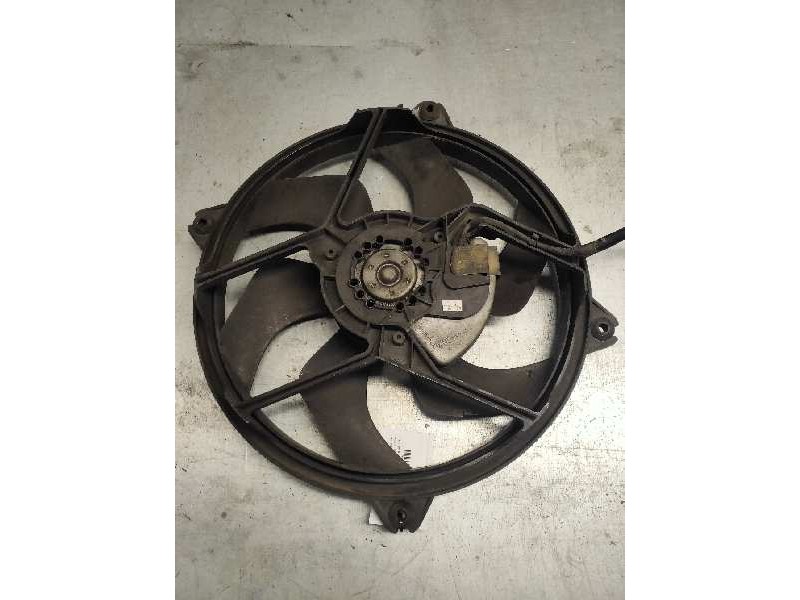 Recambio de electroventilador para peugeot 407 sr confort referencia OEM IAM 9653302780  