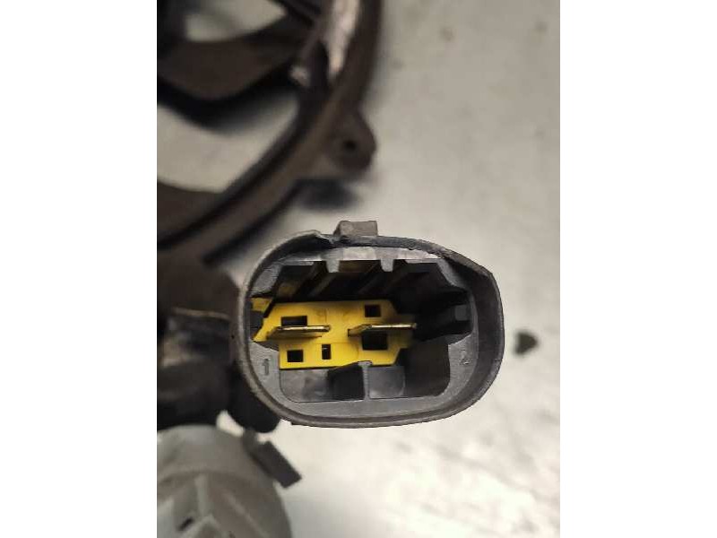 Recambio de electroventilador para peugeot 407 sr confort referencia OEM IAM 9653302780  