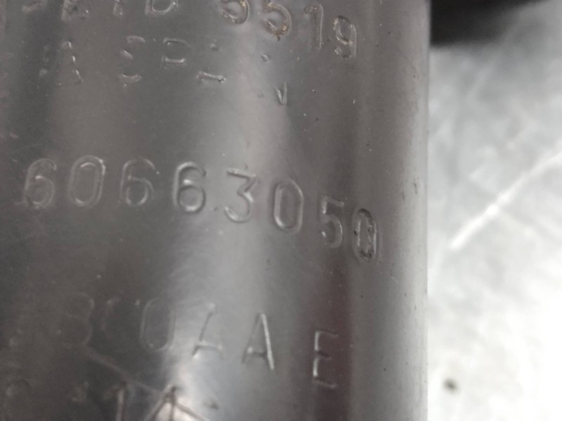 Recambio de amortiguador delantero izquierdo para alfa romeo 166 2.4 jtd cat referencia OEM IAM 60663050  