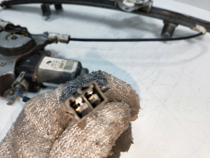 Recambio de elevalunas delantero derecho para nissan primera berlina (p11) competence referencia OEM IAM 400600T5  4P