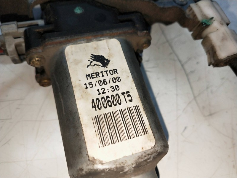 Recambio de elevalunas delantero derecho para nissan primera berlina (p11) competence referencia OEM IAM 400600T5  4P