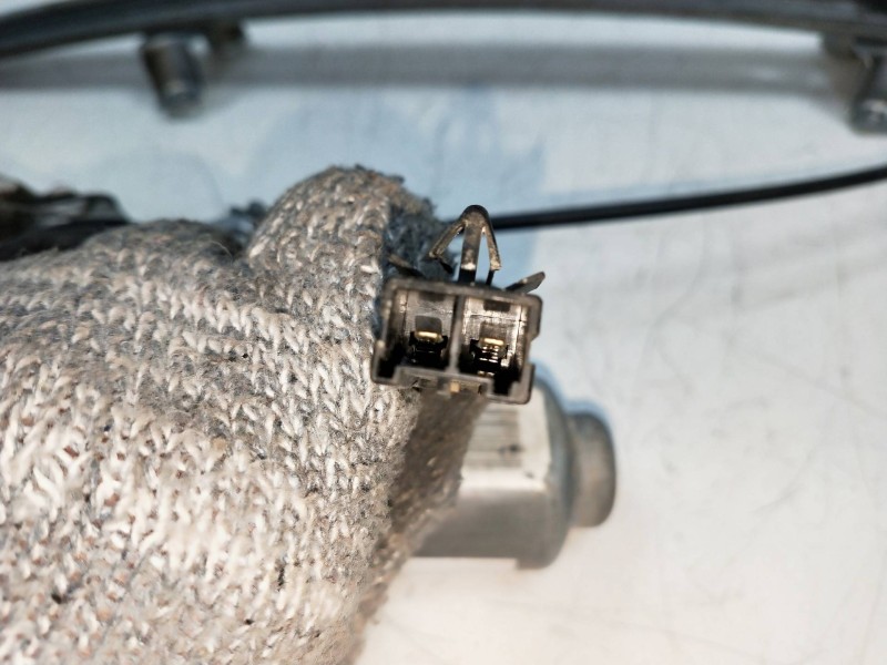 Recambio de elevalunas delantero derecho para nissan primera berlina (p11) 2.0 turbodiesel cat referencia OEM IAM 400600T1  4P