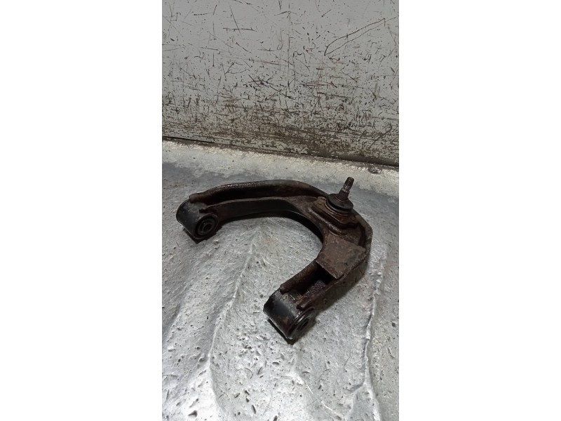 Recambio de brazo suspension superior delantero izquierdo para renault maxity fg 130.35/45 referencia OEM IAM   