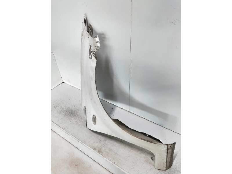 Recambio de aleta delantera derecha para fiat linea (110) dynamic referencia OEM IAM   