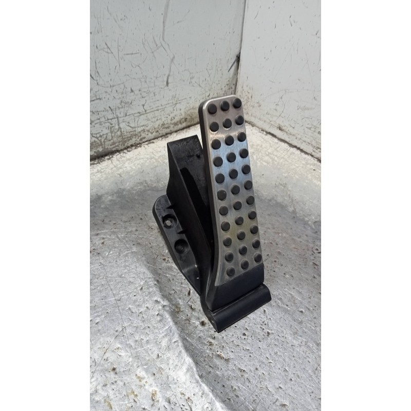 Recambio de potenciometro pedal para mercedes clase c (w204) coupe c 220 cdi blueefficiency (204.302) referencia OEM IAM A204300