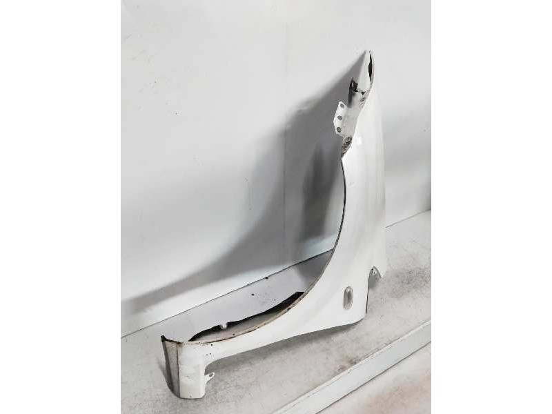 Recambio de aleta delantera izquierda para fiat linea (110) dynamic referencia OEM IAM   