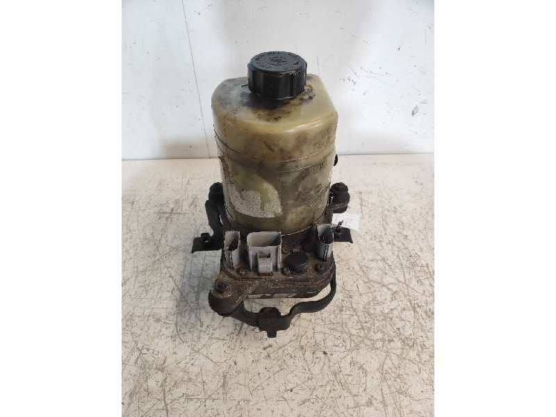 Recambio de bomba direccion para ford focus lim. (cb4) titanium referencia OEM IAM 4M513K514CC  