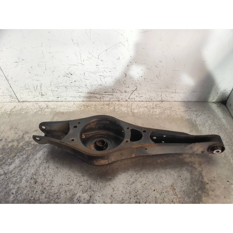 Recambio de brazo suspension inferior trasero derecho para skoda octavia combi (1z5) scout 4x4 referencia OEM IAM   