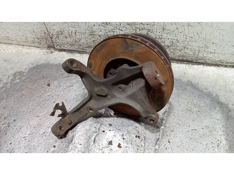 Recambio de mangueta delantera izquierda para renault maxity fg 130.35/45 referencia OEM IAM   