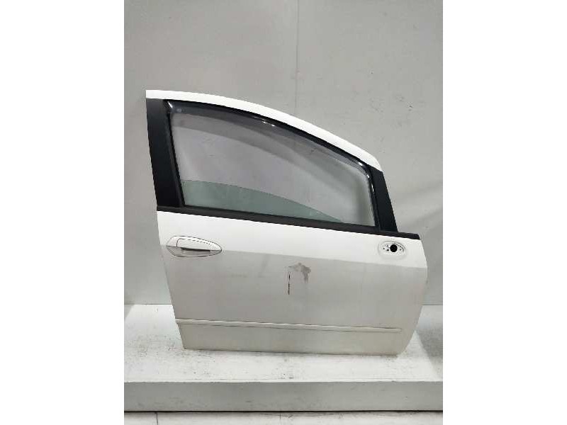 Recambio de puerta delantera derecha para fiat linea (110) dynamic referencia OEM IAM   