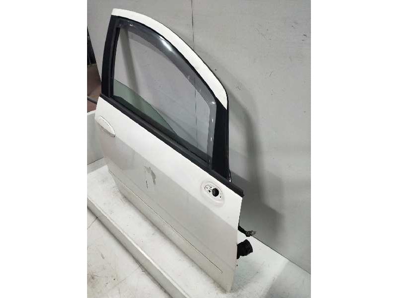 Recambio de puerta delantera derecha para fiat linea (110) dynamic referencia OEM IAM   