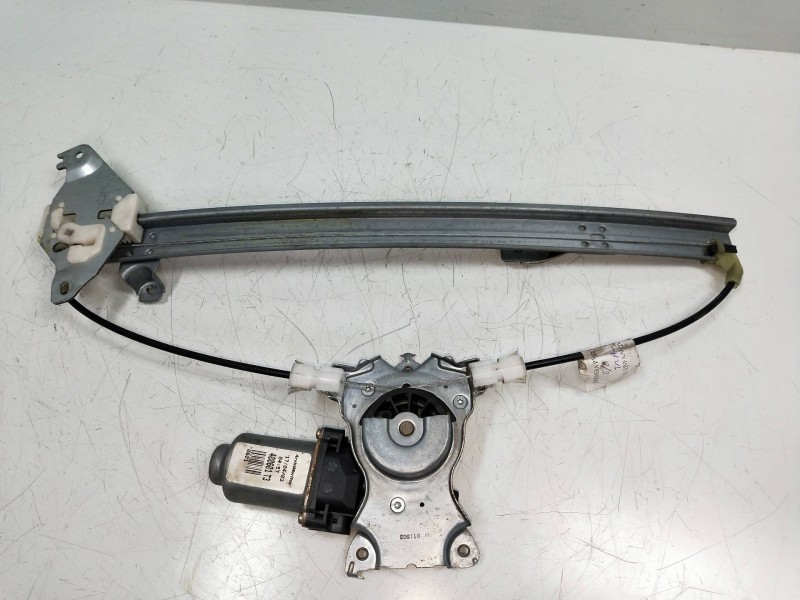 Recambio de elevalunas trasero izquierdo para nissan primera berlina (p12) 1.6 cat referencia OEM IAM 400601T3  5P