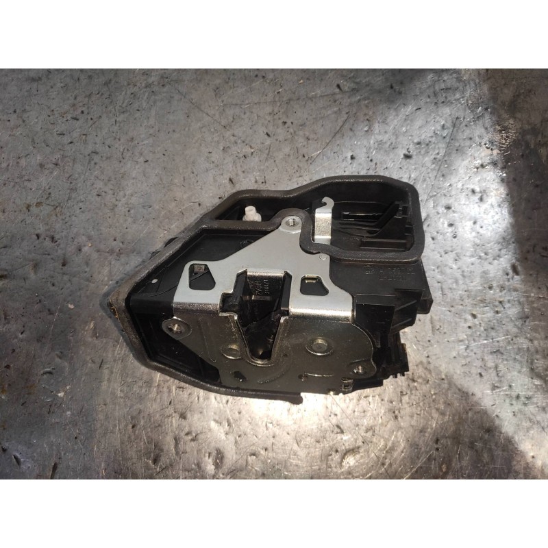 Recambio de motor cierre centralizado delantero izquierdo para bmw serie 5 touring (f11) 530d xdrive referencia OEM IAM 7229461 