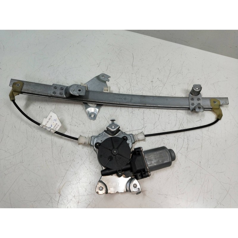 Recambio de elevalunas trasero izquierdo para nissan primera trav. (p12) 2.0 16v cat referencia OEM IAM 400601  5P