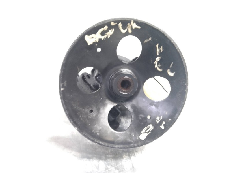 Recambio de bomba direccion para opel astra f berlina 1.6 cat referencia OEM IAM 90468384 26039836 
