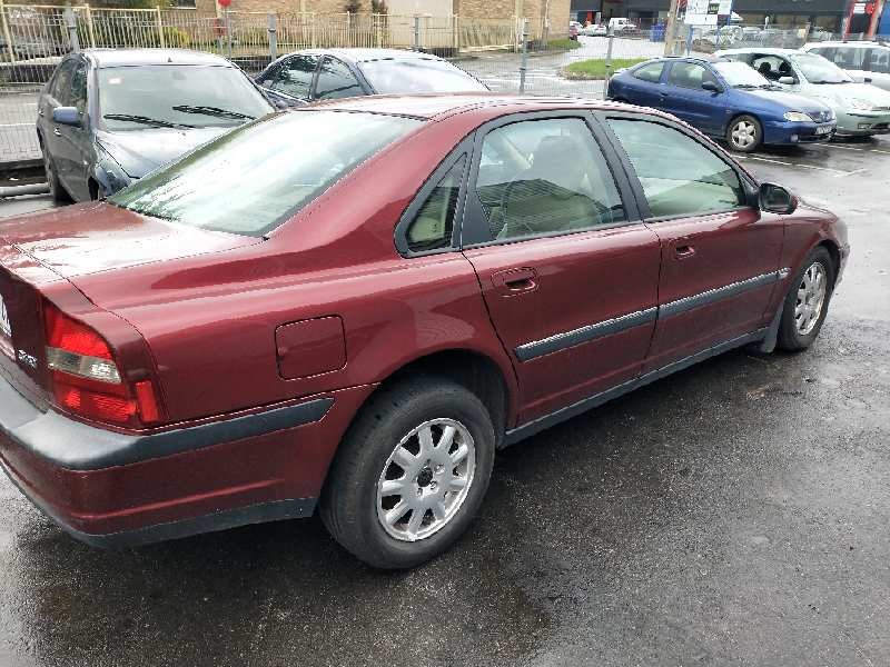 volvo s80 berlina del año 2003