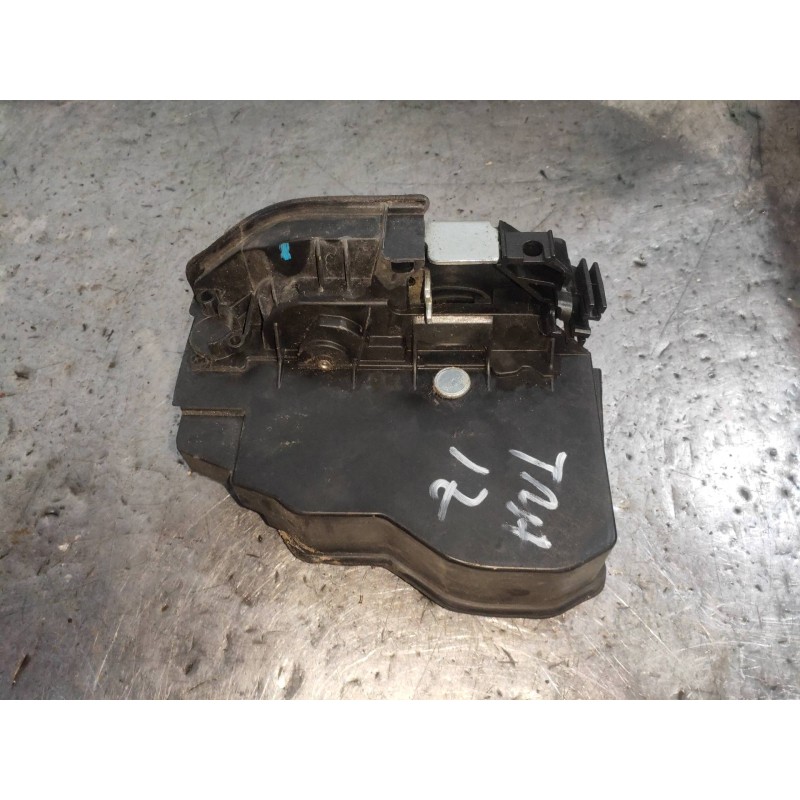 Recambio de motor cierre centralizado trasero izquierdo para bmw serie 5 touring (f11) 530d xdrive referencia OEM IAM 7229459  