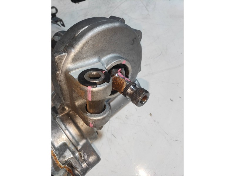 Recambio de columna direccion para toyota yaris hybrid active referencia OEM IAM 452500D184 896500D334 JL501010721 2107002841 22