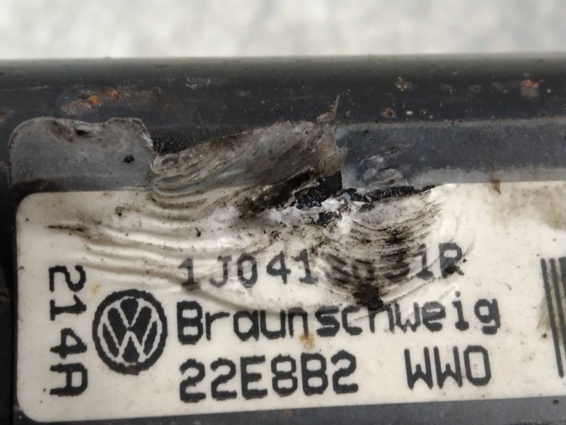 Recambio de amortiguador delantero izquierdo para audi a3 (8l) 1.8 20v turbo referencia OEM IAM 1J0413031R  