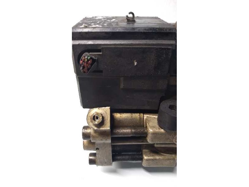 Recambio de abs para bmw serie 5 (e28) 2.4 turbodiesel referencia OEM IAM 0265201013  