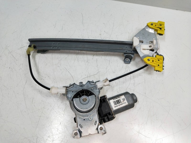 Recambio de elevalunas trasero derecho para nissan qashqai (j10) 2.0 16v cat referencia OEM IAM 402190A  5P