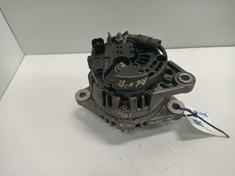 Recambio de alternador para alfa romeo 156 1.6 16v t.spark impression referencia OEM IAM 0124325060 46813062 BOSCH 90A