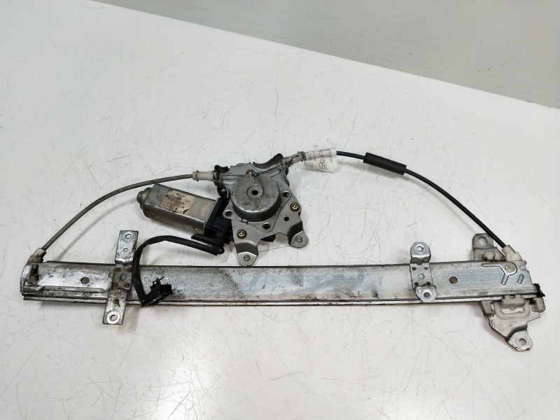 Recambio de elevalunas delantero derecho para nissan sunny berlina (n14) 2.0 diesel referencia OEM IAM 8073052C07  5P