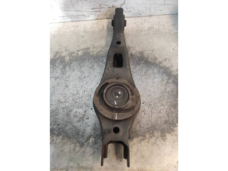 Recambio de brazo suspension inferior trasero derecho para hyundai santa fe (bm) 2.2 crdi classic (2wd) referencia OEM IAM   