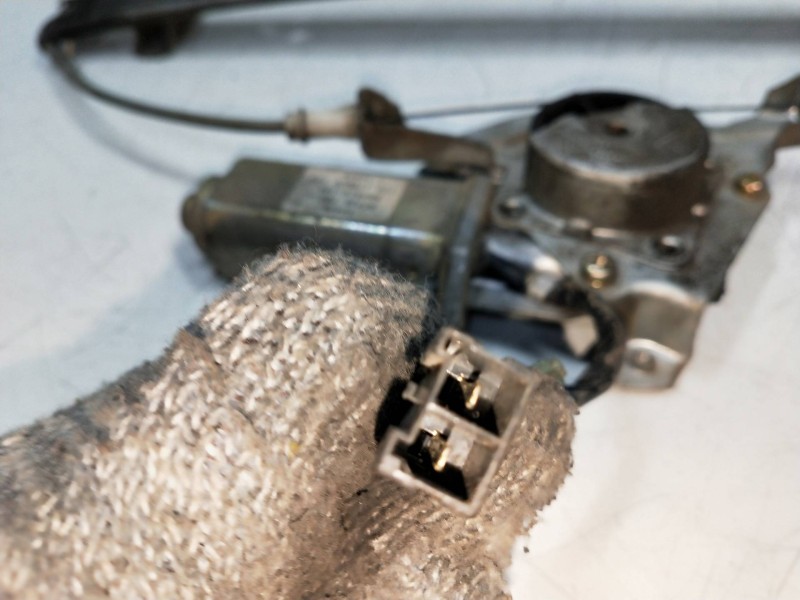 Recambio de elevalunas delantero derecho para nissan terrano (wd21) 2.7 td referencia OEM IAM   3P