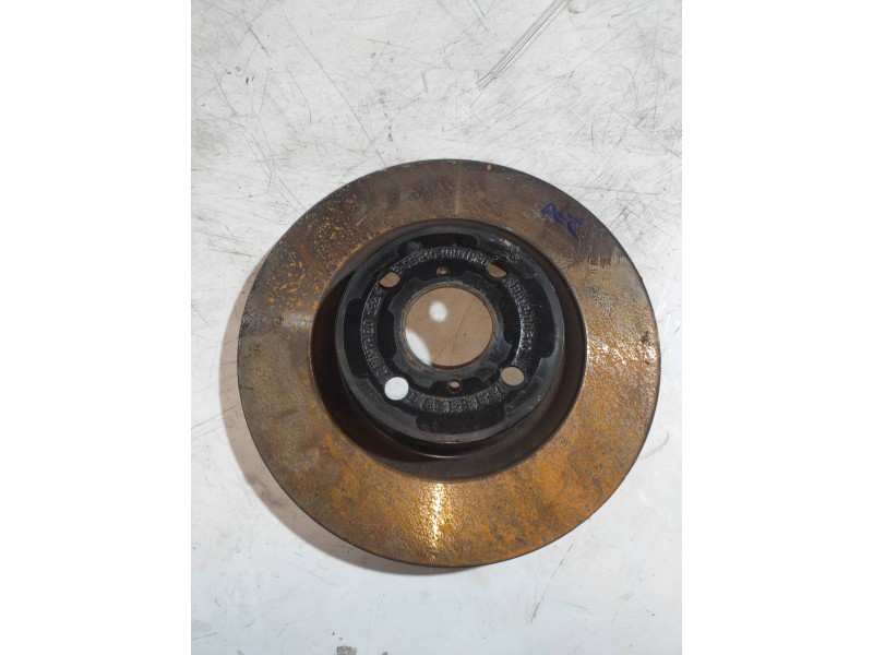 Recambio de disco freno delantero para toyota yaris hybrid active referencia OEM IAM   