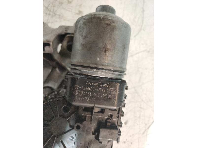 Recambio de motor limpia delantero para ford fiesta (ccn) black edition referencia OEM IAM 0390241574 3397021586 8A6117500AG 8A6