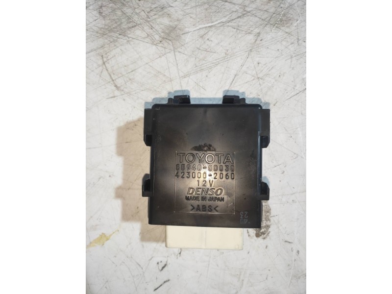 Recambio de modulo electronico para toyota yaris hybrid active referencia OEM IAM 859400D030 4230002060 