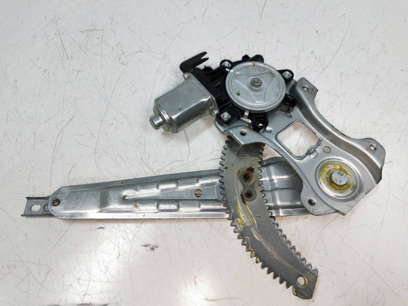 Recambio de elevalunas trasero derecho para nissan tiida (c11x/sc11x) 1.5 dci turbodiesel cat referencia OEM IAM 82730AX00A A688