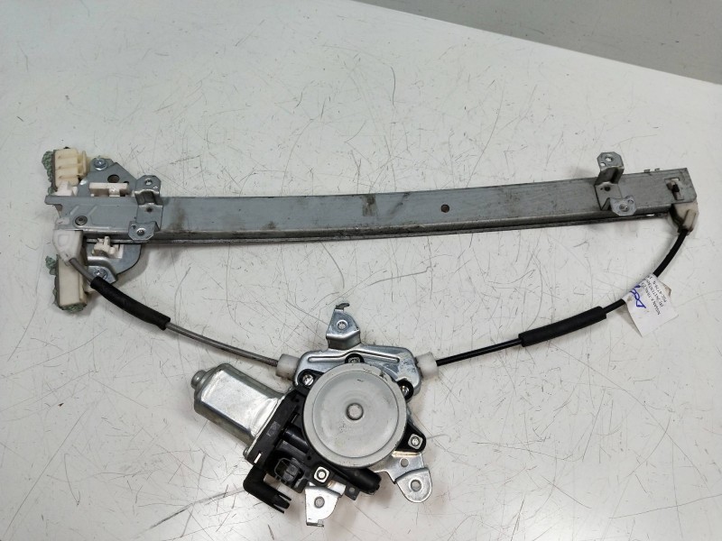 Recambio de elevalunas delantero derecho para nissan x-trail (t30) comfort referencia OEM IAM 807308991C 2174075A 5P