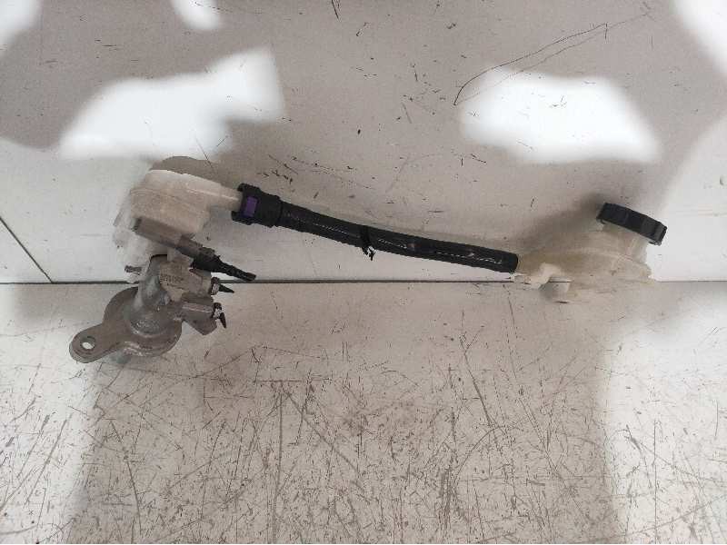 Recambio de bomba freno para ford fiesta (ccn) black edition referencia OEM IAM 22554A640 214086 B19770991 1751664